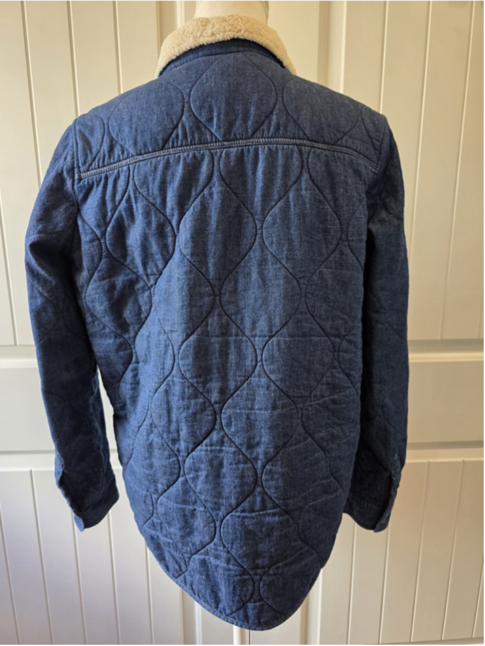 Burton Grace Insulated Blue Denim Jacket Cream Sherpa Sz M Gorpcore Outdoor Hike - Picture 5 of 14